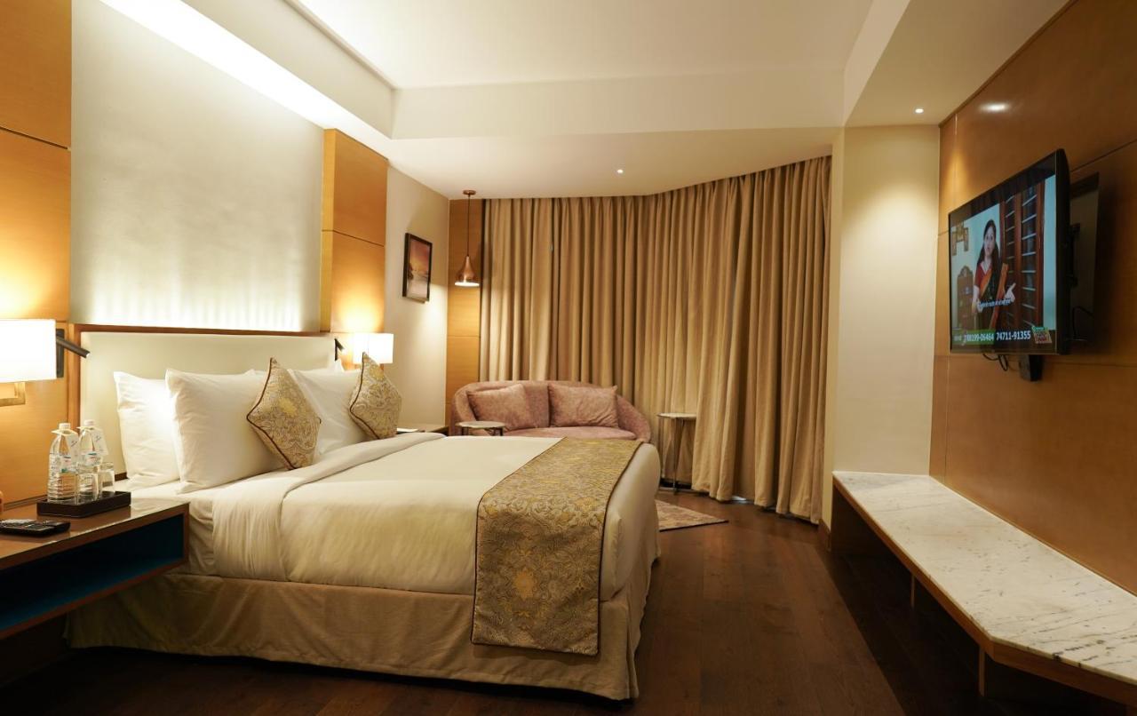 Gokulam Grand Trivandrum Thiruvananthapuram Dış mekan fotoğraf