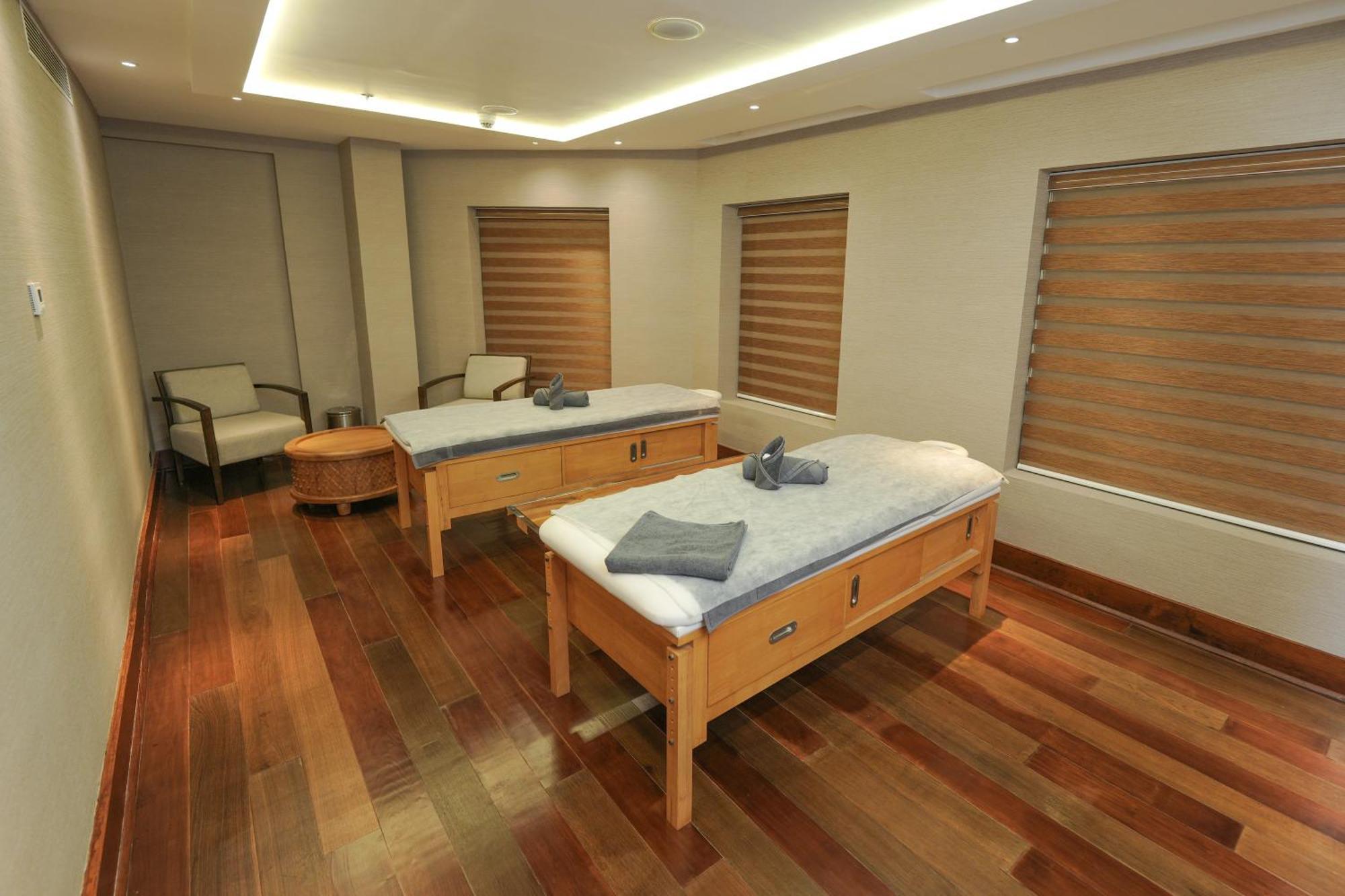 Gokulam Grand Trivandrum Thiruvananthapuram Dış mekan fotoğraf